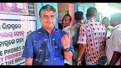 NRO travels from Dubai to Sambalpur to vote