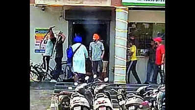 Daylight attacks in Mohali; bouncer among 2 injured