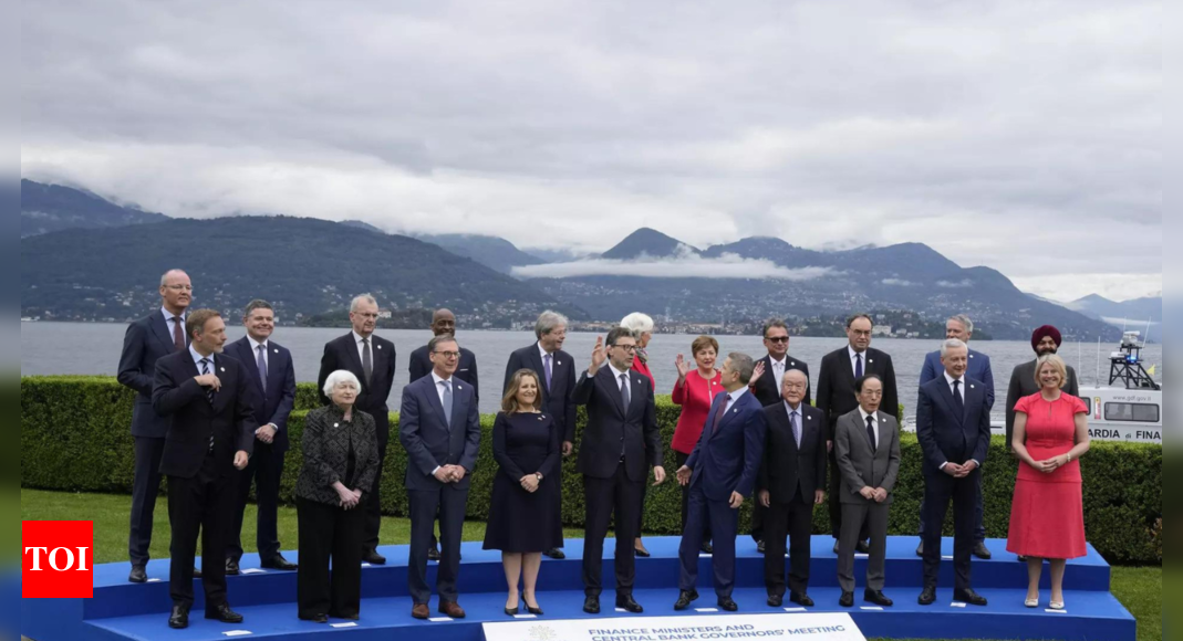 In show of unity, G7 slams China’s trade practices – Times of India