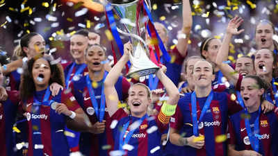 Barcelona beat Lyon 2-0 to win second straight Women's Champions League