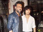 Anubhav Sinha, Sonu Nigam