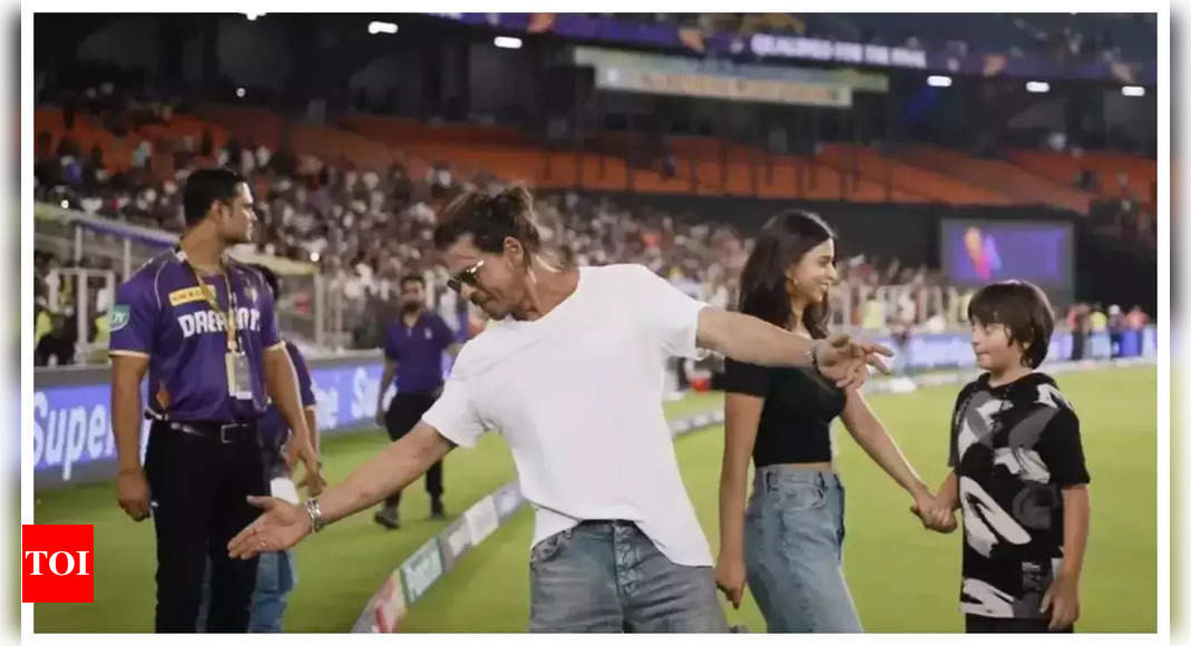 Shah Rukh Khan, Suhana and AbRam head to Chennai for KKR vs SRH IPL finale – Watch |