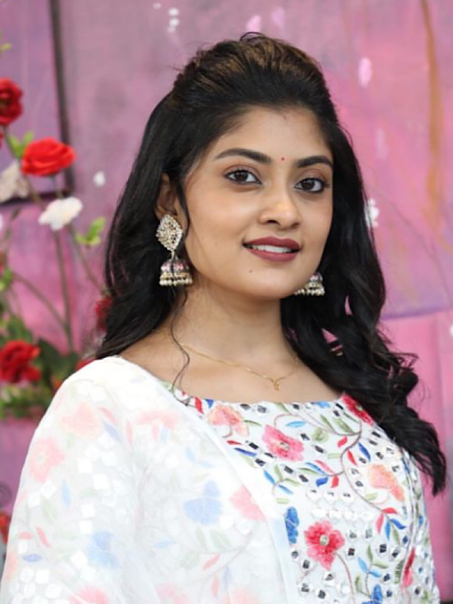 Mesmerizing Looks of Ammu Abhirami | Times of India