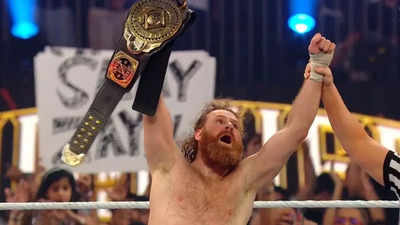 Sami Zayn retains Intercontinental Championship in triple threat match at WWE King and Queen of the Ring