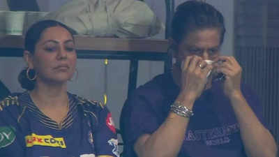 Shah Rukh Khan makes his first public appearance with Gauri Khan at IPL finals after hospital discharge