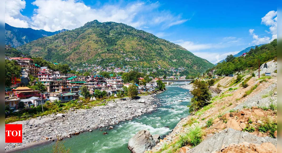 Tourist washed away in Beas river near Manali, another missing thumbnail
