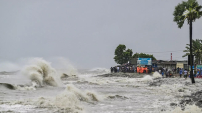 Cyclonic storm 'Remal' crosses Bangladesh and West Bengal coasts, set to weaken