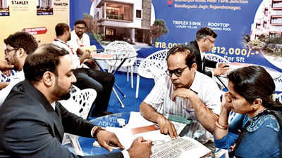 Builders turn to modern amenities to lure buyers, homes cost Rs 1-2 crore
