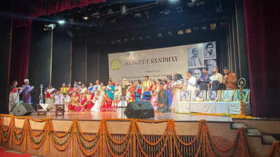 Bangiya Parishad celebrates Tagore's 163rd birthday with creative presentation