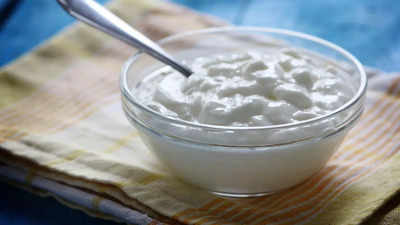 How to prevent souring of curd in summer and tips to store it right