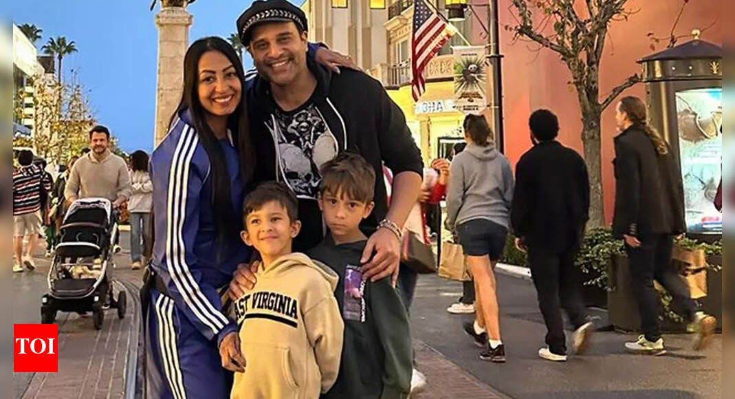 Laughter Chef: Krushna Abhishek pulls wife Kashmera Shah's leg as she mistakes beans for green peas; says, "Mujhe ghabrahat horahi hai ke ye mere bacche sahi se palti hai ke nahi" - Vimarsana News