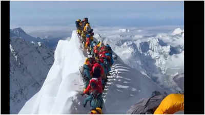 'Traffic Jam' on Mount Everest: Video of climber waiting in long queue goes viral