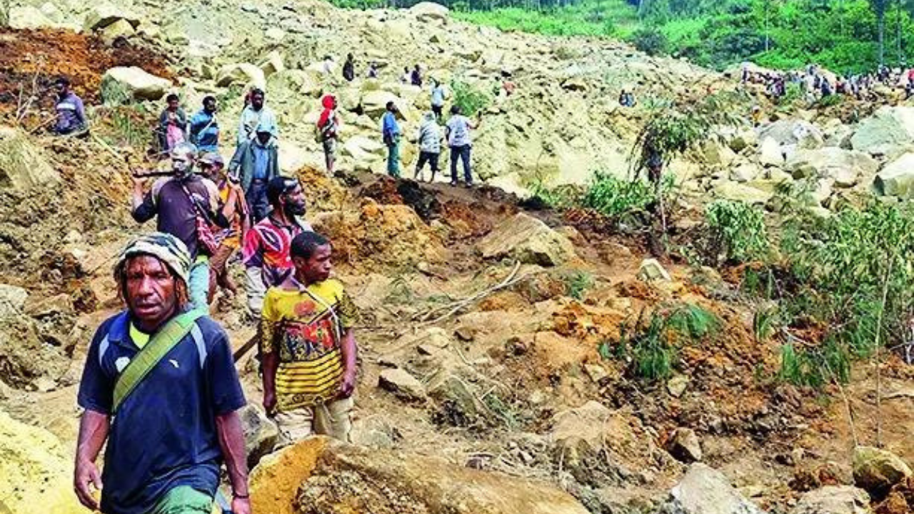 PNG landslide buried more than 2,000 people, says govt - Times of India