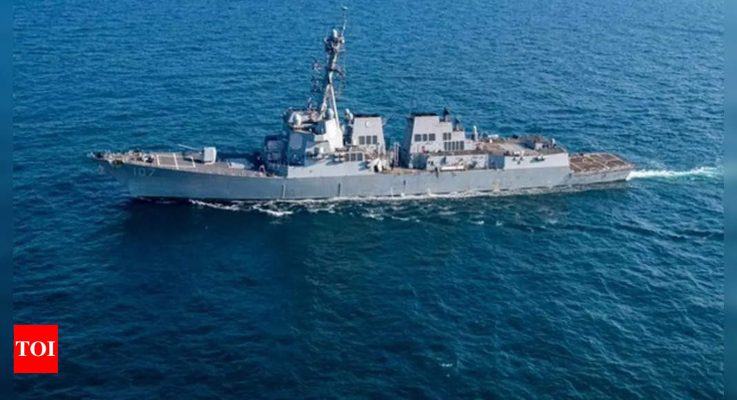 Houthis ‘attack’ 2 US destroyers, 3 ships – Times of India