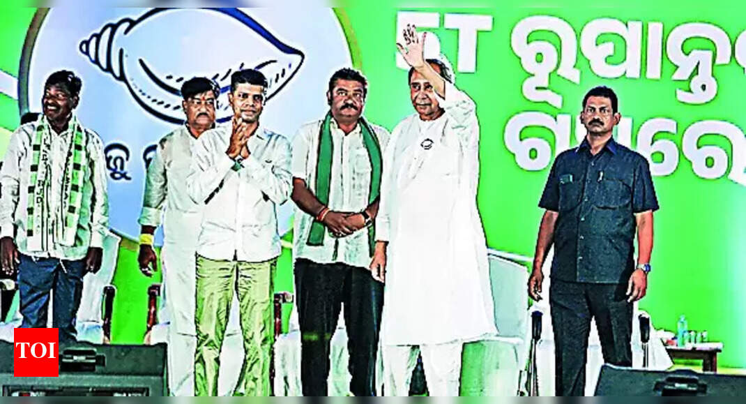 CM hints at betrayal by Jay, says sole interest was to expand his biz | Bhubaneswar News - Vimarsana News