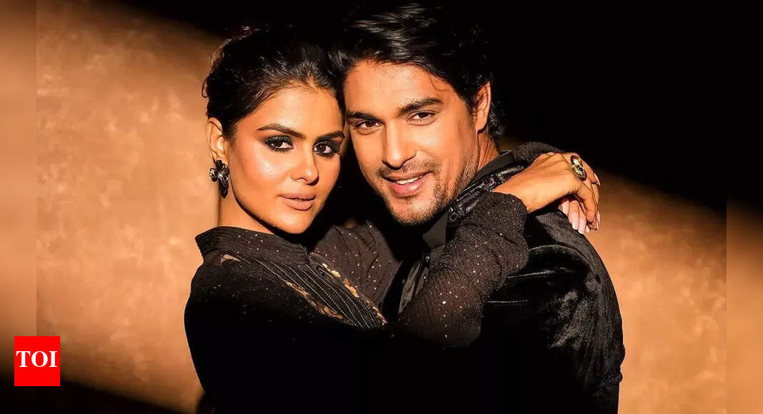 Priyanka Chahar Choudhary celebrates with friends as rumoured boyfriend Ankit Gupta's new TV show 'Maati Se Bandhi Dor' goes on-air - Vimarsana News