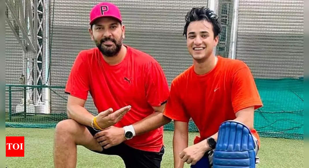 'Mai Yuvi paaji ke tarah…': Abhishek Sharma's father shares impact of Yuvraj Singh on youngster's career | Cricket News – Times of India