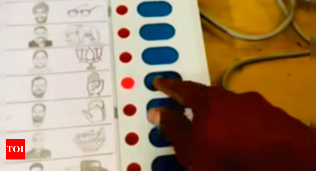 Congress worker posts video of voting on social media | India News