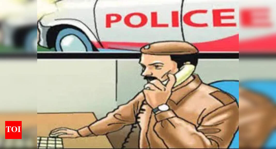 Robbery: Police Constable Dismissed for Involvement in Robbery | Mumbai ...