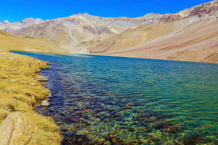 Chandratal&rsquo;s dramatic landscapes