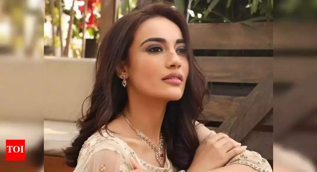 Surbhi Jyoti enjoys a gala time with her friend on her birthday; friends and fans drop in sweet birthday notes - Vimarsana News