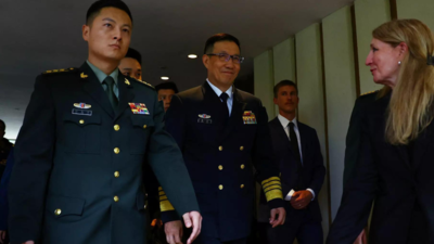 US and Chinese defence chiefs hold rare direct talks in Singapore ...
