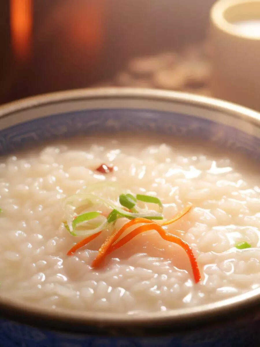  சாதம் வடித்த நீரை கீழே ஊற்றும் முன்.. இந்த 5 விஷயங்களை மறக்காதீங்க.. 