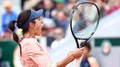 French Open: Qualifier Danilovic rallies to oust Vekic