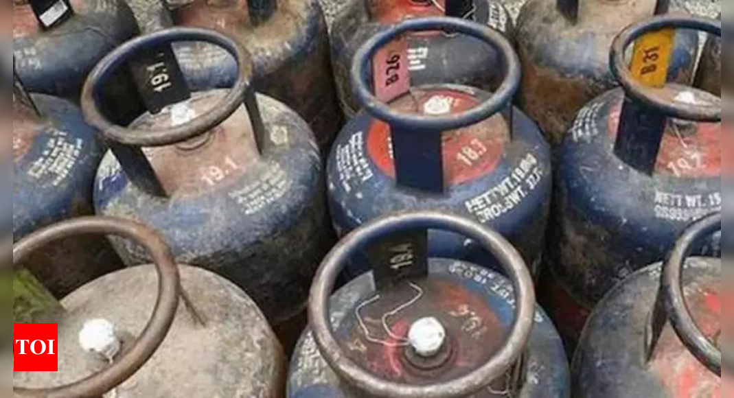 Commercial LPG prices reduced by Rs 69.59; ATF prices down by 6.5% – Times of India