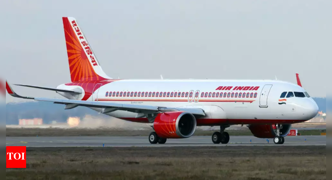 US flight delay: Bombay House takes up issue with AI; airline apologises, issues $350 voucher to passengers | India News - Vimarsana News