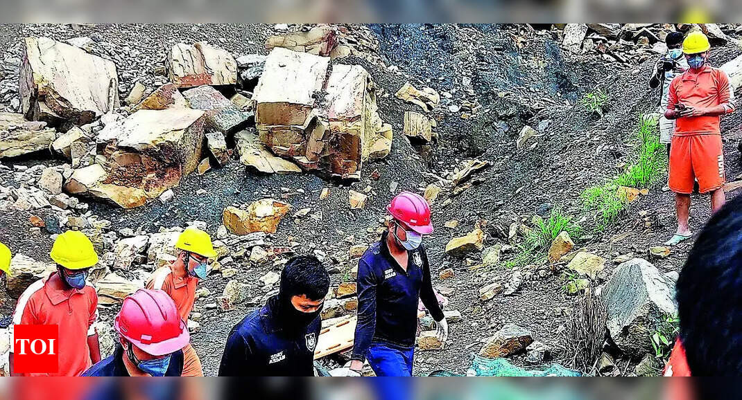 Coal Miners: Body of Trapped Miner Pulled Out 6 Days After Cave-in | Guwahati News - Vimarsana News