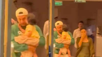 Raha Kapoor kissing papa Ranbir Kapoor and smiling at the paps, is the cutest thing on the internet today - WATCH video