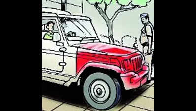 Police van taking suspect to court crashes in Madhya Pradesh's Satna, cop killed, 3 hurt