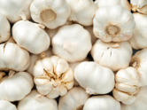 5 benefits of eating 1 raw garlic daily