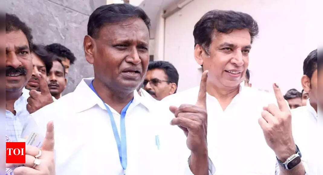 'Will hit streets to save democracy': Congress candidate from North West Delhi Udit Raj | India News - Vimarsana News