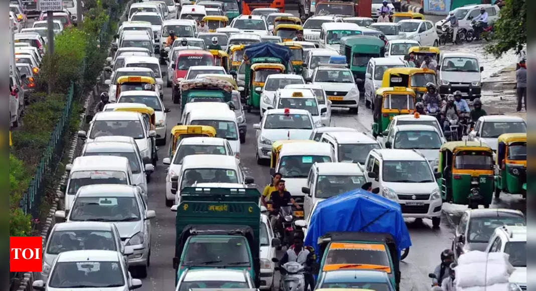 Delhi traffic alert: Check diversions, restrictions in capital amid Lok ...