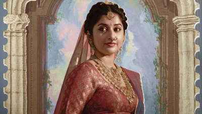 Meera Jasmine to play Queen Uthphalaa Devi in 'Swag'