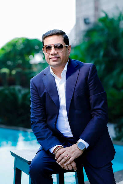 Yash Ahlawat, founder of Studio 91 Films meets the Prime Minister of India