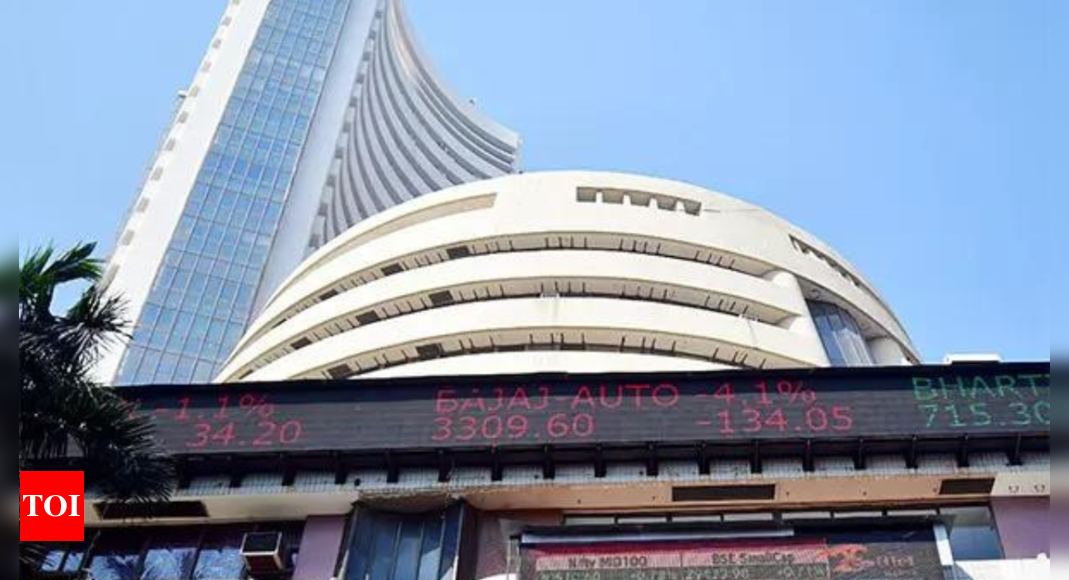 Bloodbath on D-Street on result day: A record 4,390-pt crash in sensex