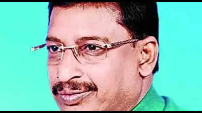Bihar rejects four of six turncoats, rebel takes cake in Purnia
