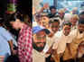 DP-Ranveer's pic with restaurant staff goes viral