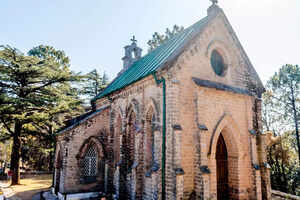 How to reach Lansdowne in Uttarakhand from Delhi?
