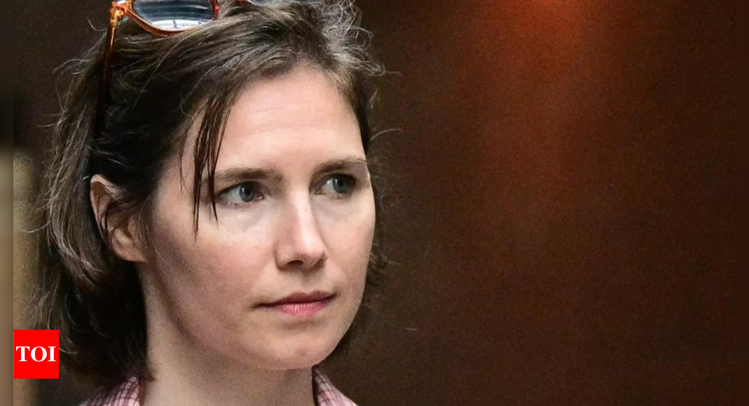 Tearful Amanda Knox Blames Italian Police For Murder Case Slander ...