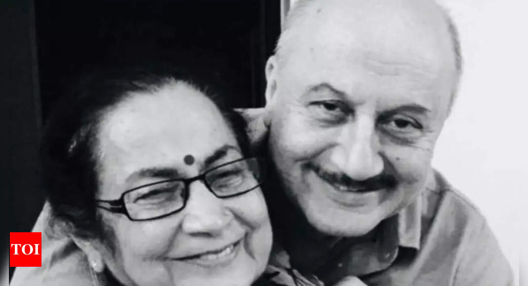 Anupam Kher surprises his mother Dulari with band baja on her birthday – Watch |