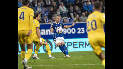 Santi Cazorla’s final goal: Helping hometown club Oviedo return to LaLiga