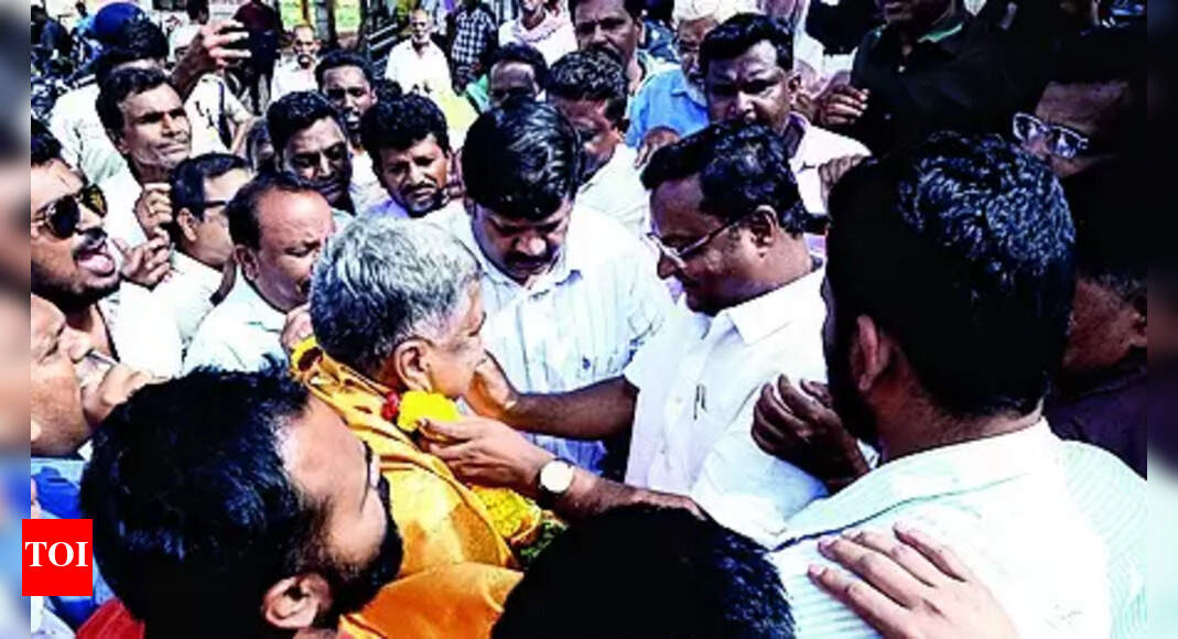 Jagadish Shettar: Victory of Jagadish Shettar Ends Discord Among Hubballi BJP Workers | Hubballi News - Vimarsana News