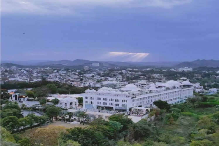 Radisson Blu Udaipur Palace Resort & Spa