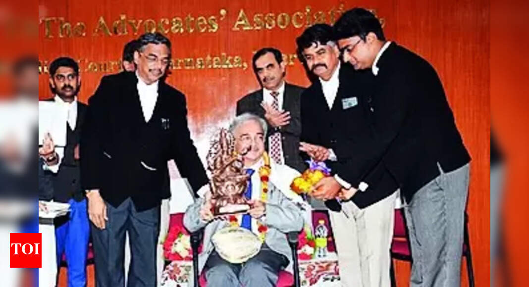 Chief Justice Anjaria: Chief Justice of Karnataka High Court praises Dharwad's legal fraternity | Hubballi News - Vimarsana News