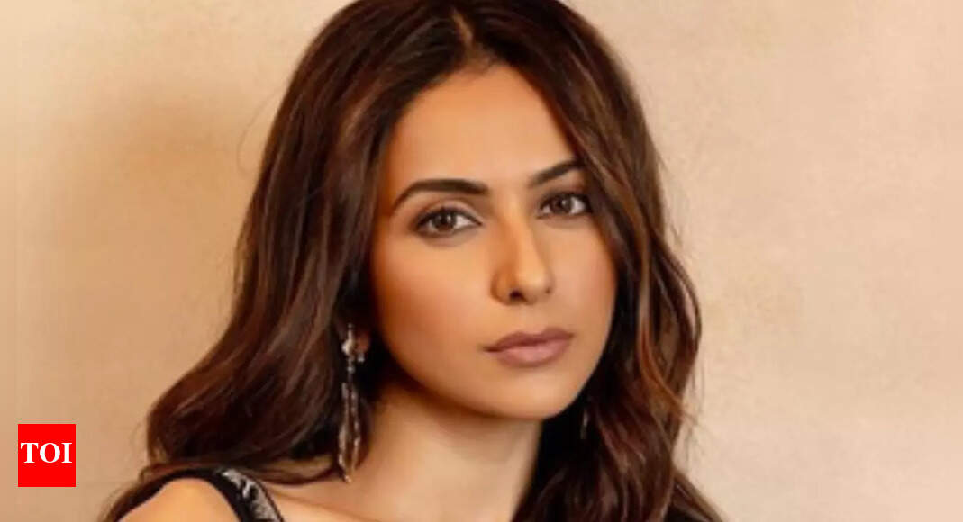 Rakul Preet Singh plays a 'headstrong, confident girl' in Kamal Haasan