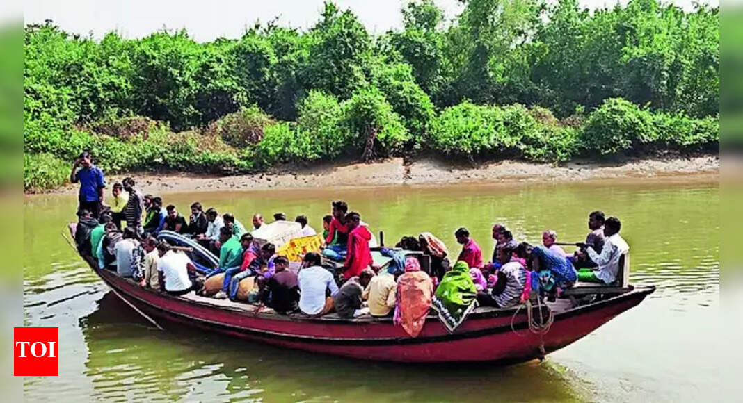 Farmers: Farmers and Fishermen Protest Against BJD for Denied Land Rights in K'pada | Bhubaneswar News - Vimarsana News
